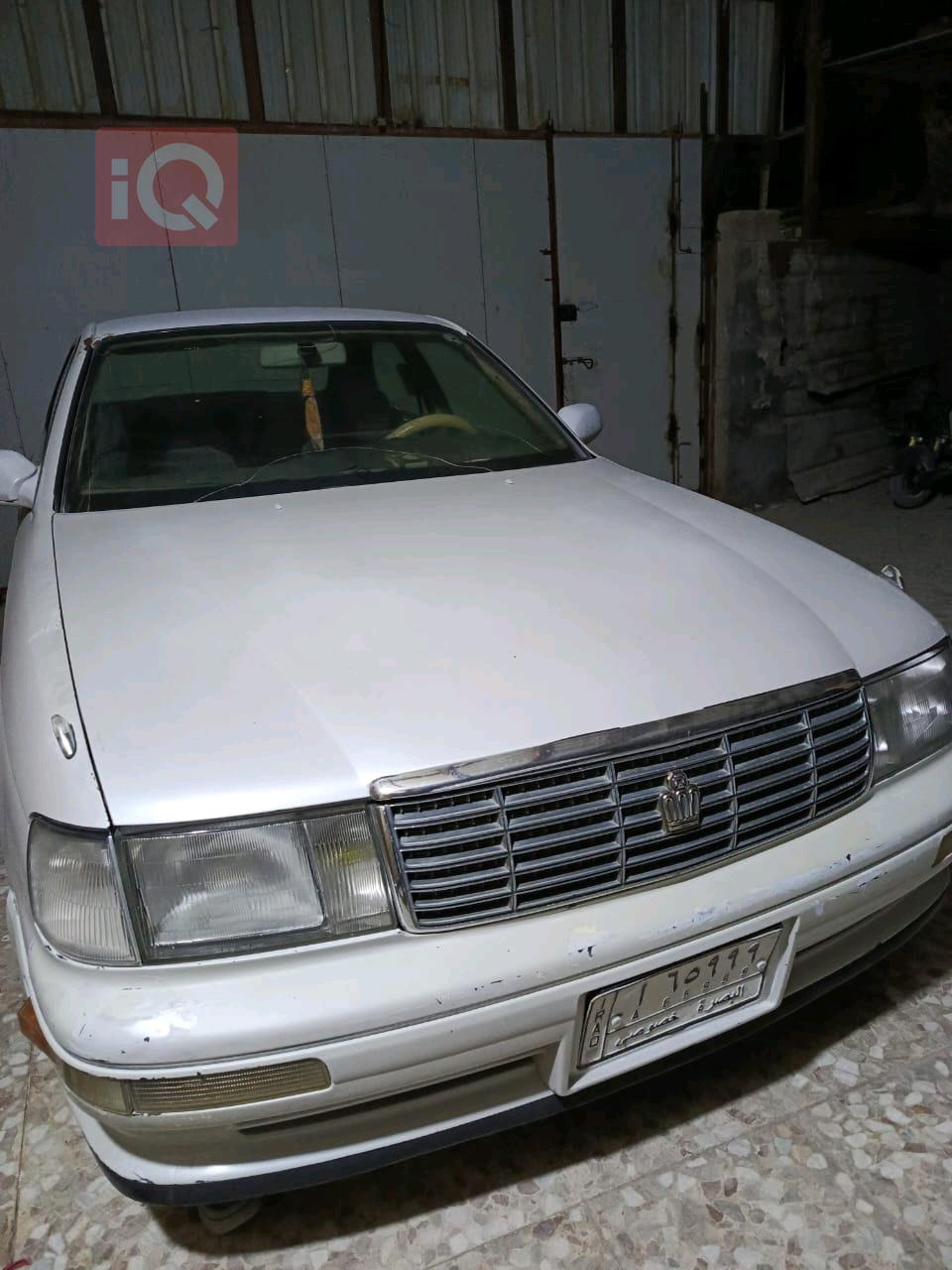 تۆیۆتا کراون